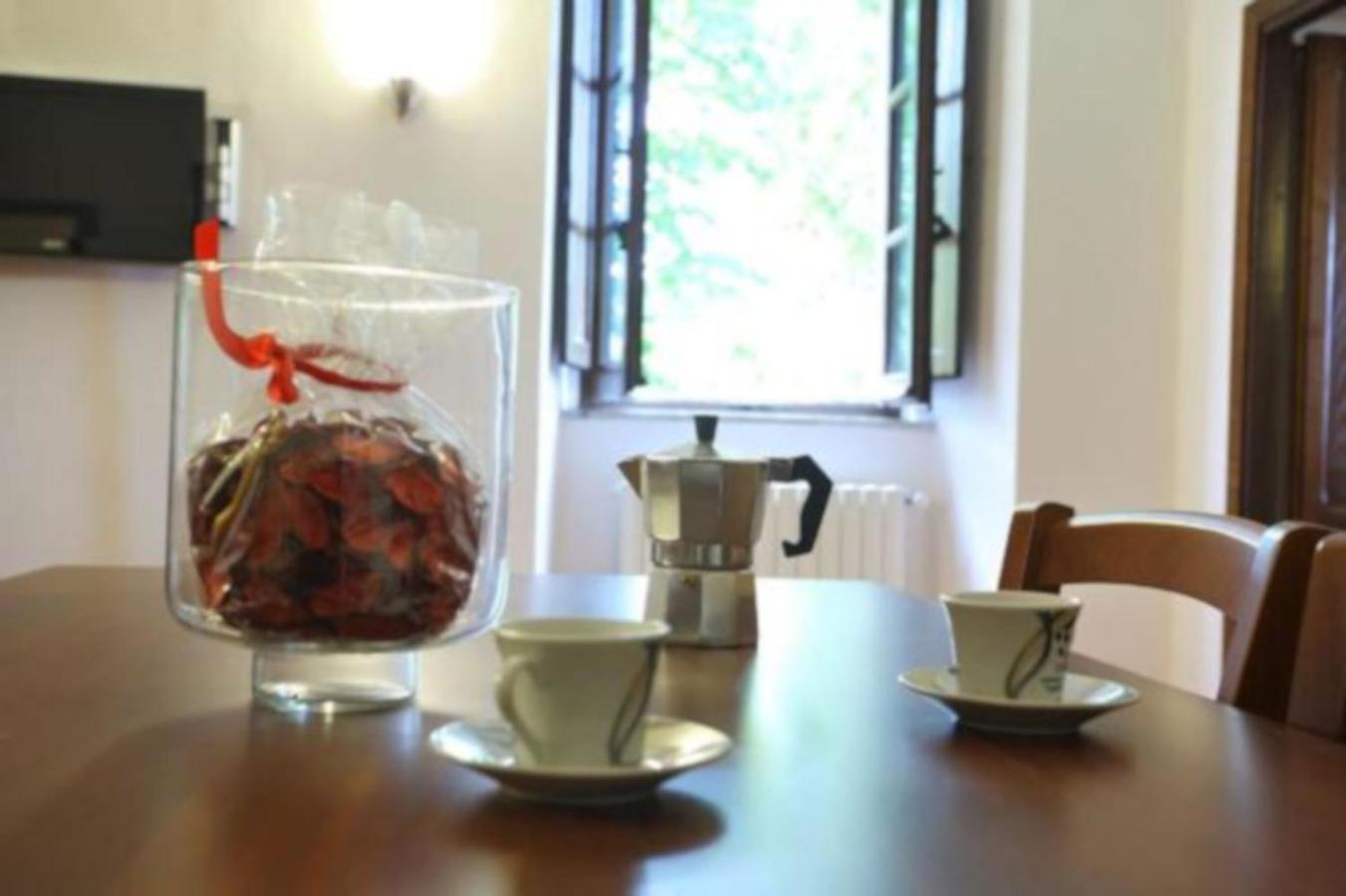 Aparthotel Antico Borgo La Commenda Montefiascone Esterno foto