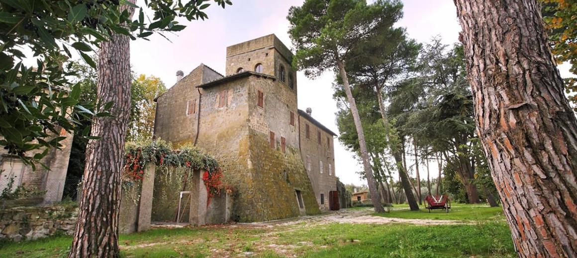 Aparthotel Antico Borgo La Commenda Montefiascone Esterno foto