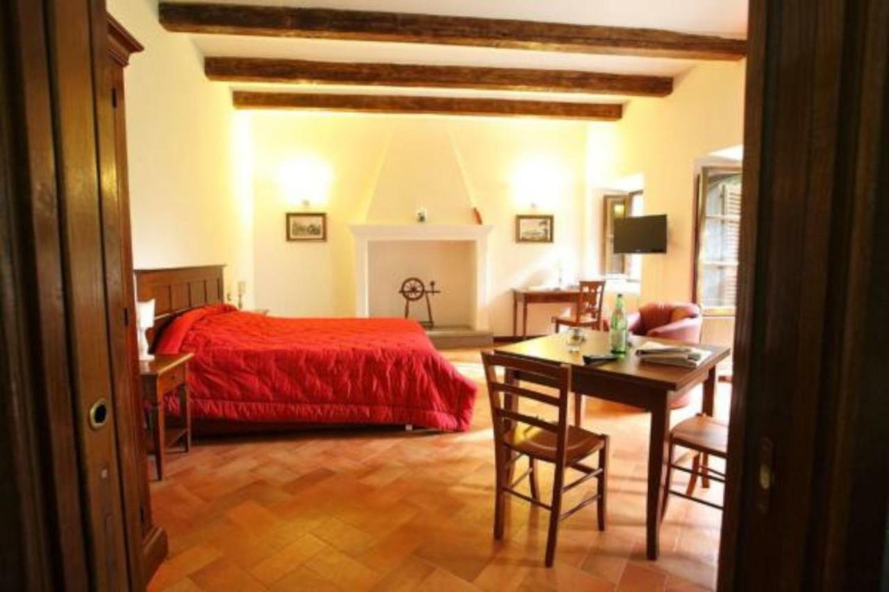 Aparthotel Antico Borgo La Commenda Montefiascone Esterno foto
