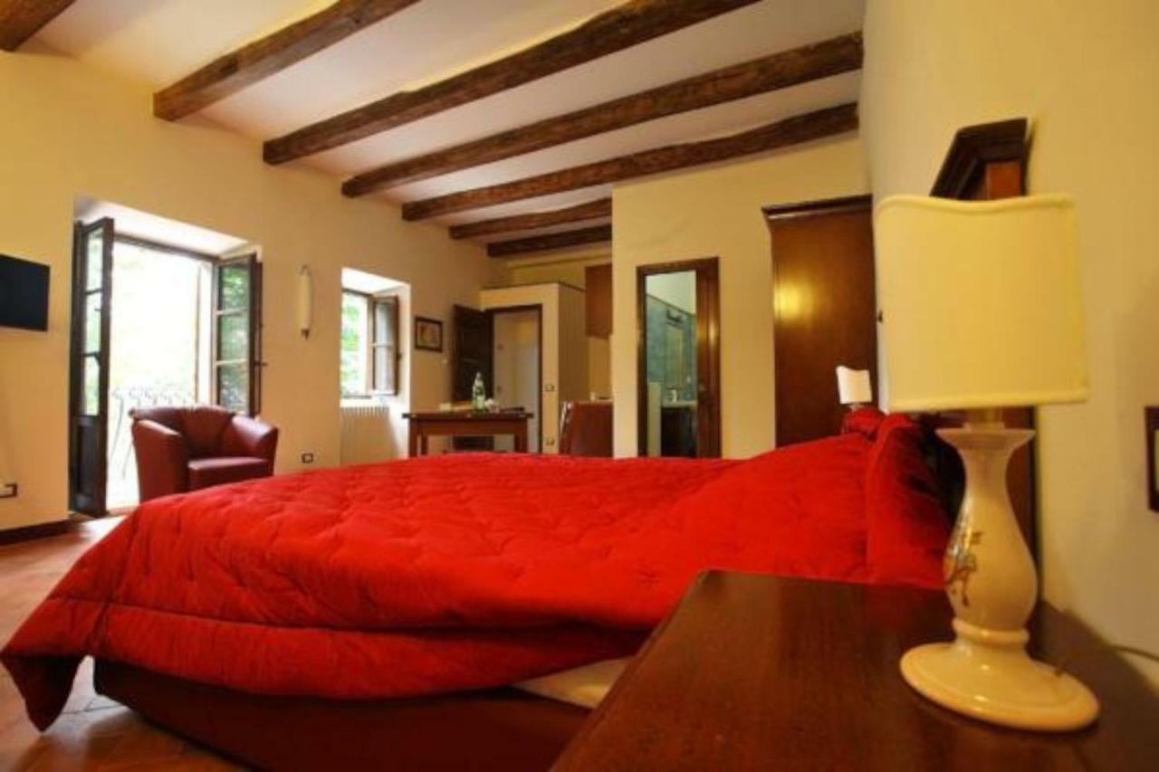 Aparthotel Antico Borgo La Commenda Montefiascone Esterno foto