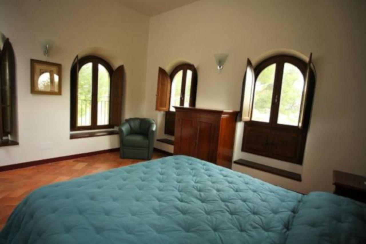 Aparthotel Antico Borgo La Commenda Montefiascone Esterno foto