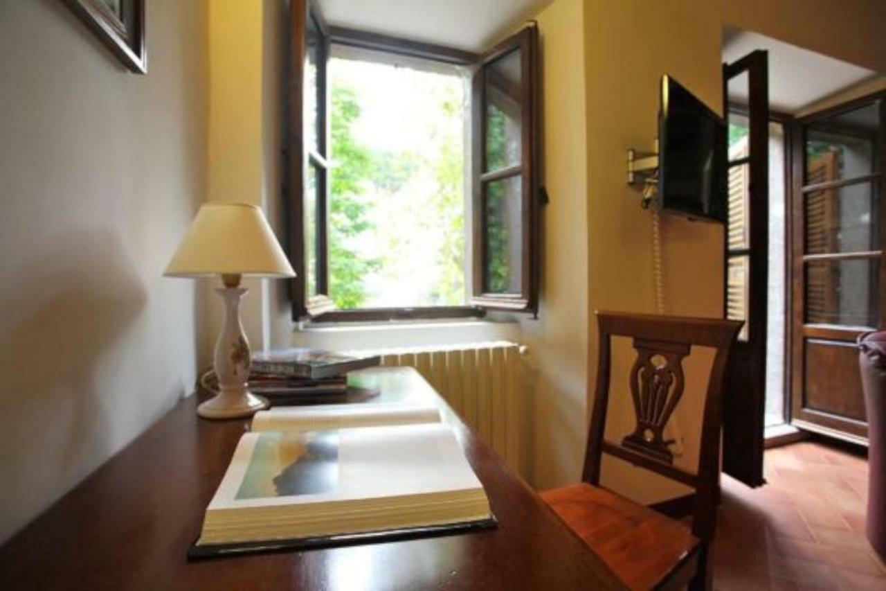 Aparthotel Antico Borgo La Commenda Montefiascone Esterno foto