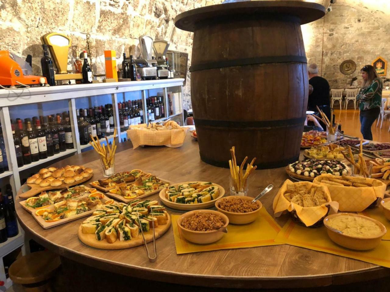 Aparthotel Antico Borgo La Commenda Montefiascone Esterno foto